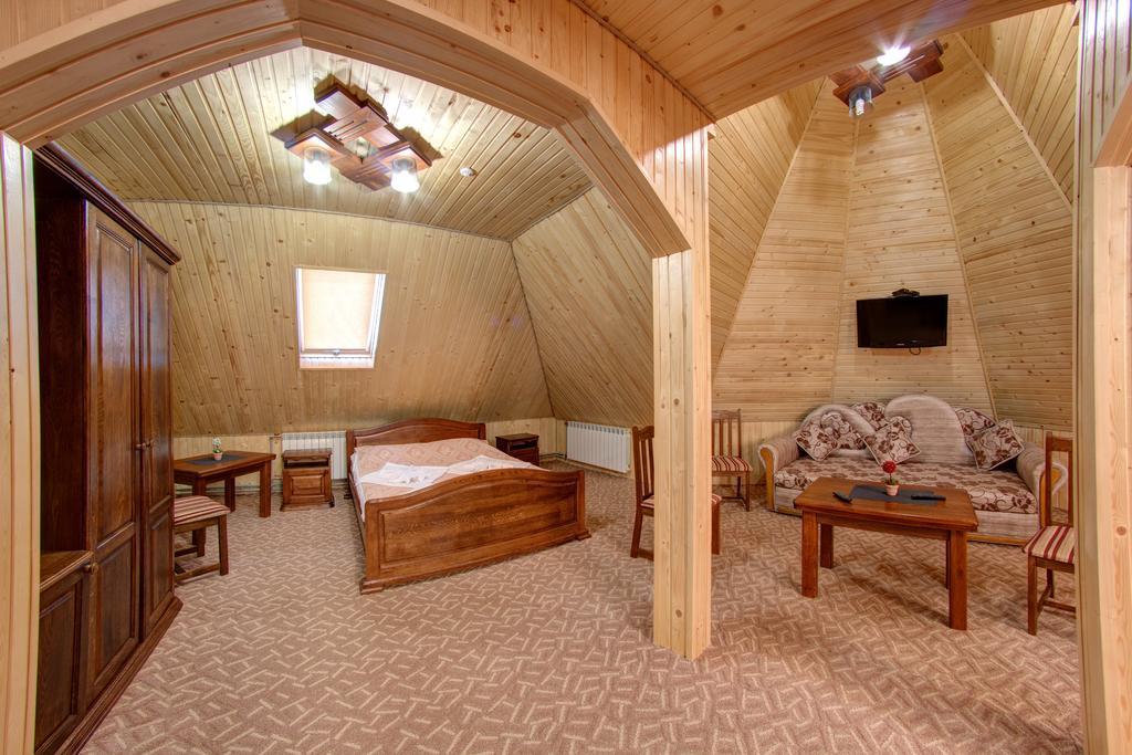 Villa Vlad & Spa Bukovel Rom bilde