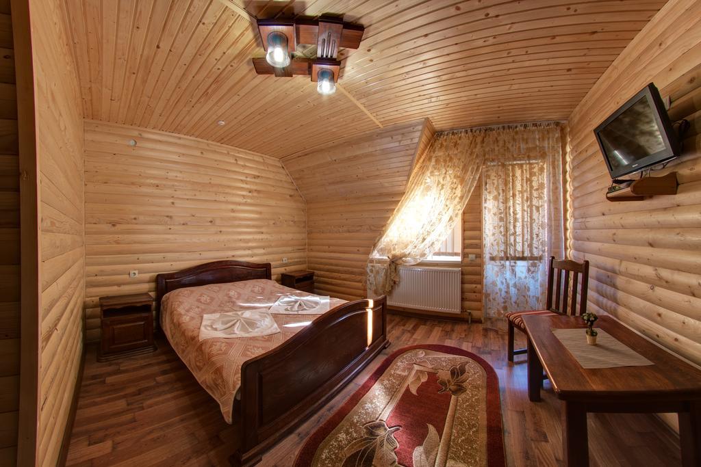 Villa Vlad & Spa Bukovel Rom bilde