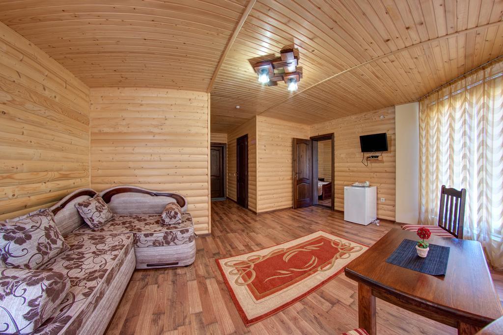 Villa Vlad & Spa Bukovel Rom bilde