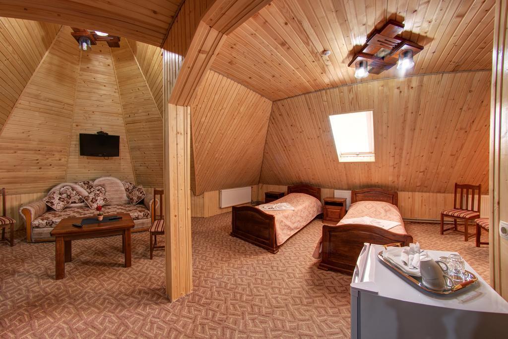 Villa Vlad & Spa Bukovel Rom bilde