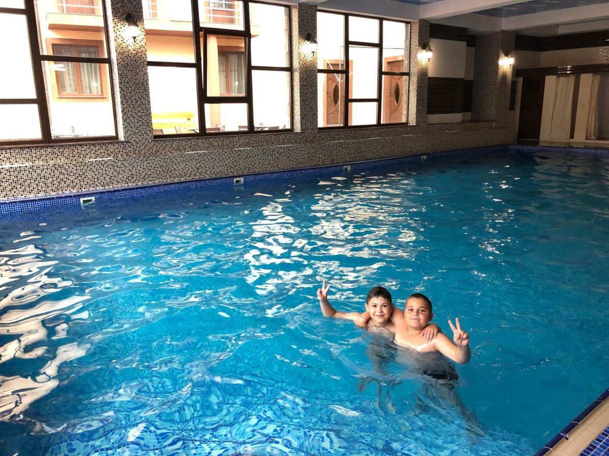 Villa Vlad & Spa Bukovel Eksteriør bilde
